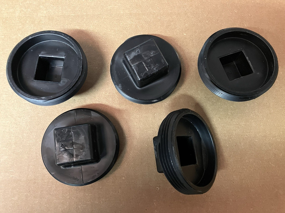 Lot of 5 – NIBCO ABS 3” Diameter MIPT Clean Out Plugs Catalog # 5818