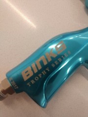 Binks Trophy Pressure Feed HVLP Spray Gun w/1.0mm spray nozzle