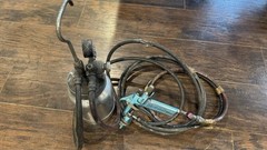 Binks Model 80-228 Pressure Pot & Binks Mach 1 Paint Gun