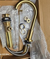 Kingston Brass FSC8923ZX Millennium Widespread Bathroom Faucet Brass, READ