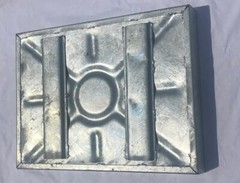 BLOCK PAVING MANHOLE COVER 600X450X80MM ALL METAL FRAME, LIFTING HANDLES