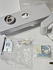 Dormakaba 9000 YC03R 689 Lever Trim w/ Cylinder + Key, ETRIMYR03RLHR689DSCKD