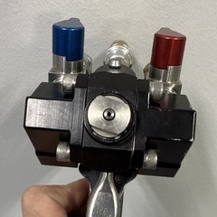 With lots of extras! Graco Probler P2 Spray Gun Assembly Part# GCP2R2