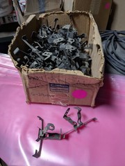 70x Cooper B Line BG-8-12-W2 1/2″ OR 3/4″ Conduit To Wire Rod Fastener !Charity!