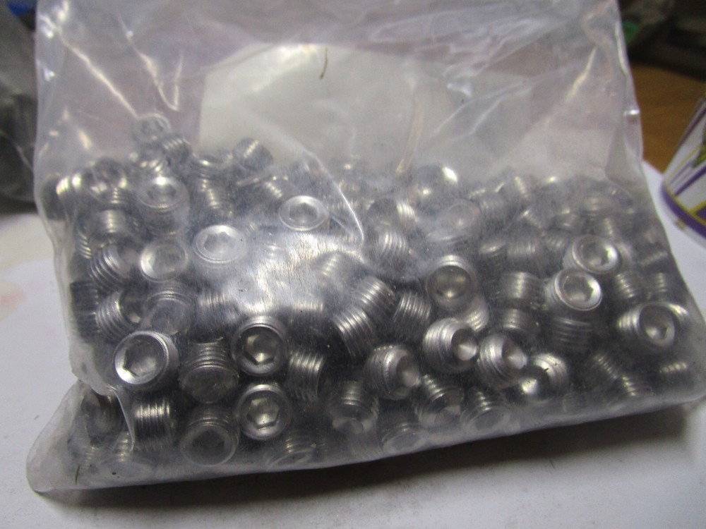 3/8″-24 x 1/4″ Hex Cup Point Grade 18-8 Stainless Steel Socket Set Screw QTY 447