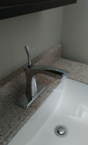 Delta Tesla Touchless Lavatory Faucet -552TLF – POLISHED CHROME FINISH