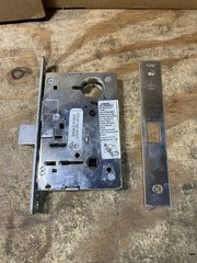 Yale 8801 Mortise Lever Passage Lockset