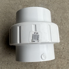 NEW 2 1/2 in Spears PVC Slip Union, 3-Piece w/ O-Ring, 280 psi, 497-025