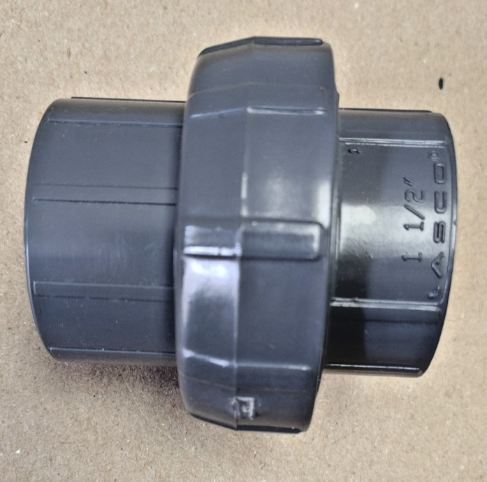 LASCO 1 1/2″ Union PVC Sch 80 (SxS)