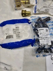 66 PCS UPONOR Q&E PPPSU DN20 SPECIAL PACKAGE REMAINING MATERIAL