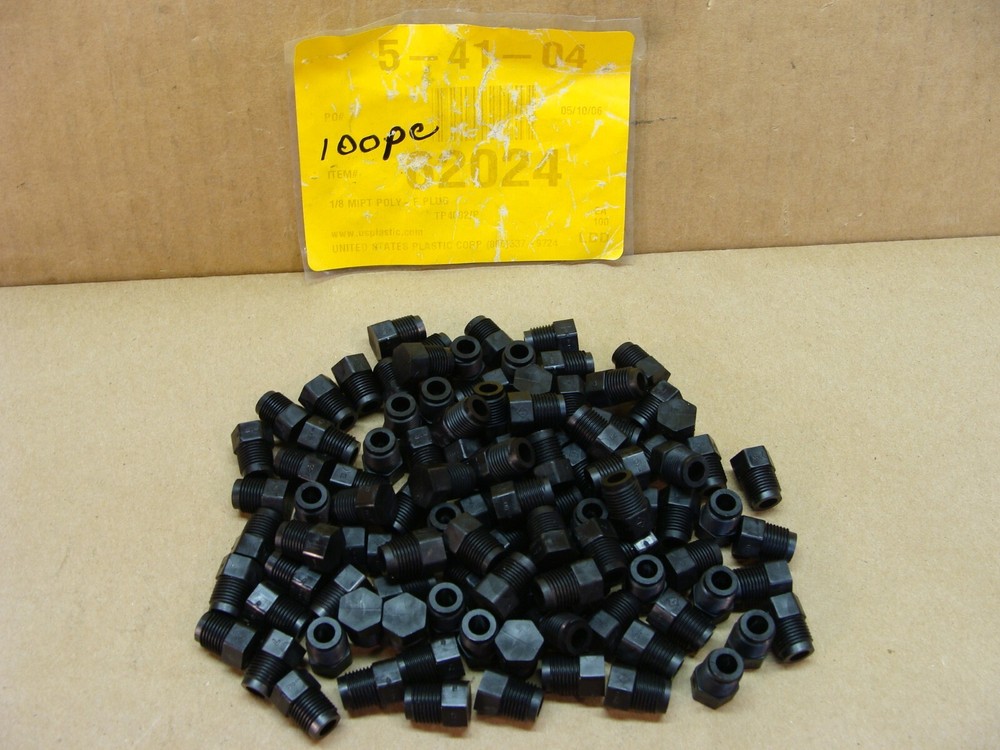 NEW lot of 100 1/8 MIPT poly threaded plastic pipe E plug