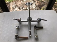 CHICAGO FAUCETS Atmospheric V.B. 897 RCF Rough Chrome Mop Hook
