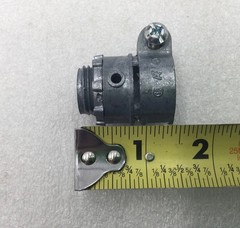 Arlington Industries L421 1/2″ Short Thread Squeeze Connector