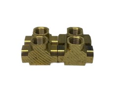 (4) NOS Parker 1/2” x 1/2” x 1/2” FNPT Brass Tee Pipe Fittings 2203P-8