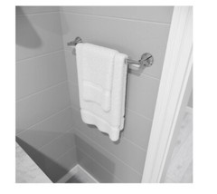 Pfister BTB-WD1GS Woodbury 18″ Towel Bar Spot Defense Brushed Nickel