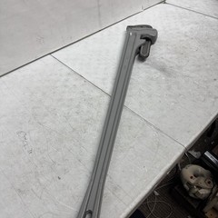 Titan 21348 TITAN 48″ ALUMINUM PIPE WRENCH