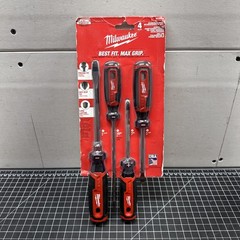 Milwaukee MT200-4 Milwaukee Tool 4PC Cushion Grip Screwdriver Set (USA) D5