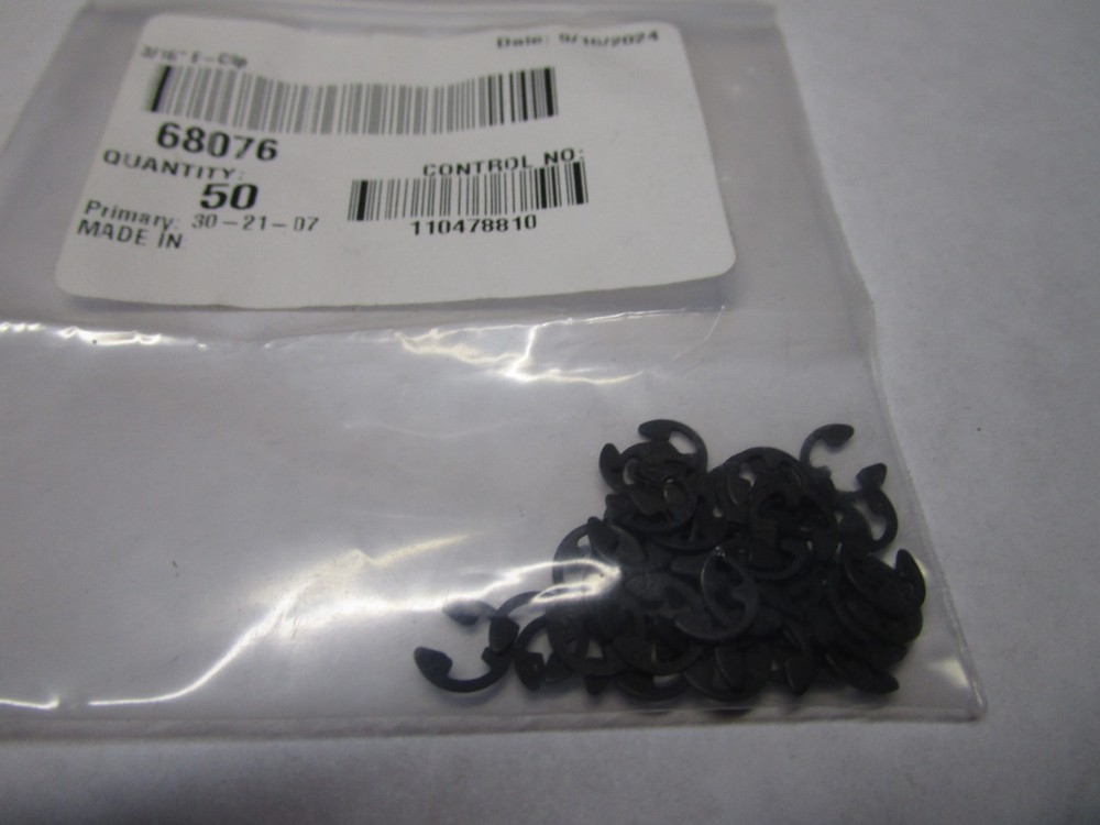 3/16″Dia Shaft 0.025″Thk Phosphate Carbon Steel E-Retaining Ring QTY 50