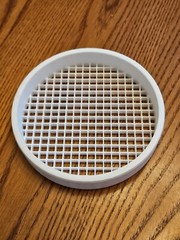 4″ PVC Pipe Vent Screen, 4.5″ OD, 1/4″ Mesh, All Plastic for 4″ Fitting