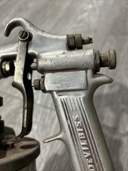 VTG Devilbiss MBC Used Spray Gun With Nozzle and Aluminum Canister Cup KR-501