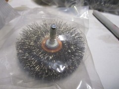 3″ x 1/4″ Shank 0.014″ Stainless Steel Crimped Conflex Brush