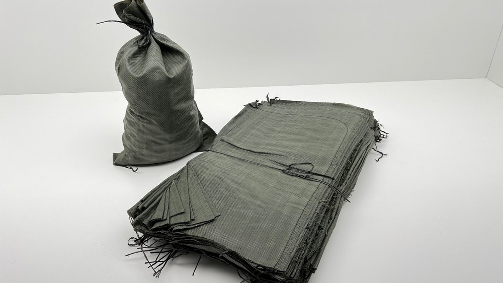 (100) Sandbags Military Grade 14″ x 26″ Polypropylene, 3.700 oz/yd2