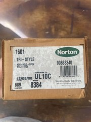 NEW Norton Assa Abloy 1601 door closer tri style 689 aluminum non hold open