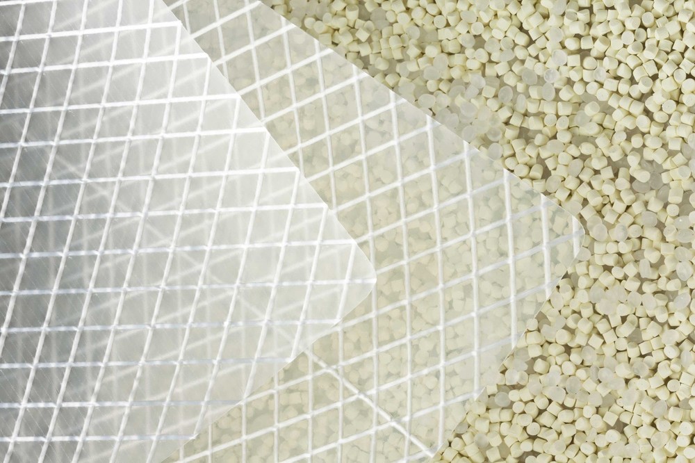 DURA-SKRIM 6 MIL Translucent 16′ X 100′ Layered Reinforced Enclosure Plastic