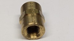 New Parker 1/4” FNPT Brass Union Pipe Coupling, 1/4-GG-B