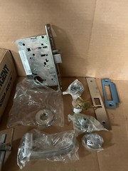 SARGENT ASSA ABLOY DG1 8215 LN L 26D 1.750 1.250 Commercial Door Handle Set New