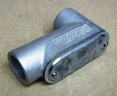 Crouse-Hinds LB57 Conduit Outlet Body 1 1/2in Steel