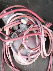 4 x Binks & Other Paint Pressure Pot s Tank s – 1 has an agitator