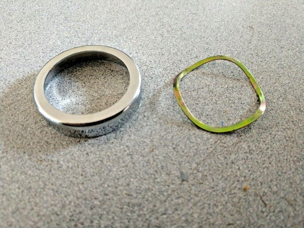 Schlage 36-083-625 Compression Ring & Wave Spring US26 1 1/2″ dia Polished Chrom