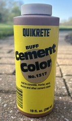 Quikrete Buff Cement Color No. 1317-02 Liquid Cement Color 10 oz (296 ml) Bottle