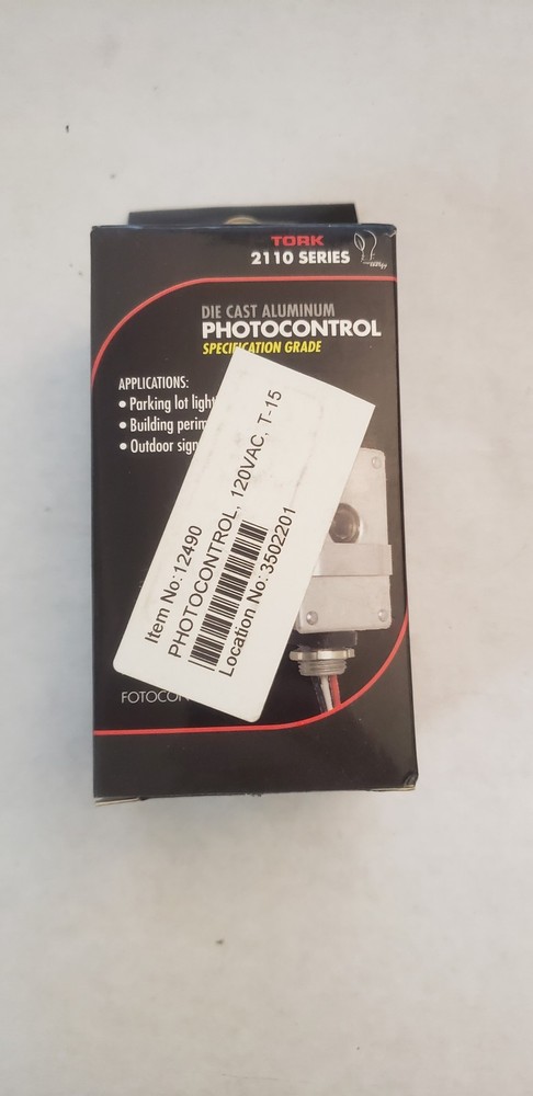 TORK 2117 Die Cast Aluminum Photoconductrol 120V 25A 1/2″ Conduit Mount