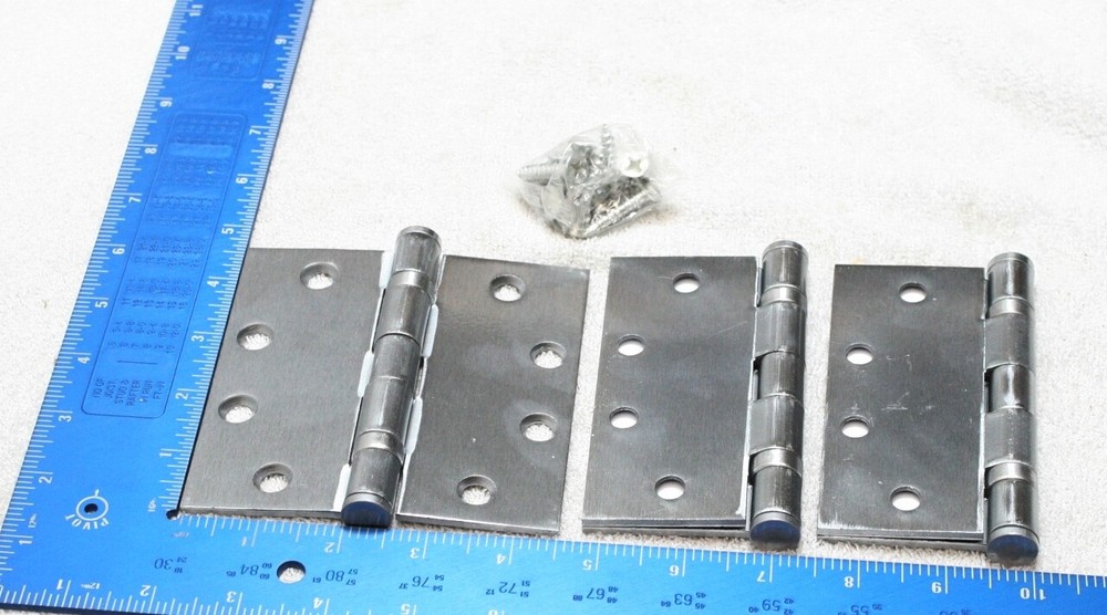 (3) K&M Butt Hinge 4.5 X 4.5 4-1/2″ Ball Bearing Square US26D Commercial