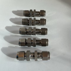 QTY 5 – Ham-Let – SST. 316 Bulkhead Union, Let-Lok® Tube Fitting 1/4″ (Swagelok)