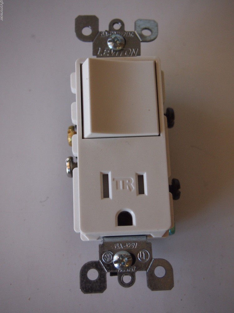 Grounded 4-Way Switch No 5604 Leviton Mfg Co 120/277V AC/CA ALMOND