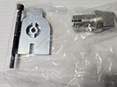 Dormakaba 9000 YC03R 689 Lever Trim w/ Cylinder + Key, ETRIMYR03RLHR689DSCKD