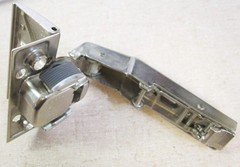 NEW Blum 95° Blind Corner Hinge 70.959-01.03, for use w/ Clip-On Mount Plates