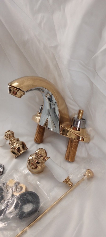 Kingston Brass KB7642PL English Country Center Set Bathroom Faucet with Abs