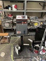 (Used) Red Devil Paint Shaker (2) Cans