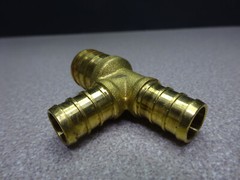 Apollo Pex Pipe Tee Fitting Brass 3/4″ x 1/2″ x 1/2″ 248-980, Lead Free