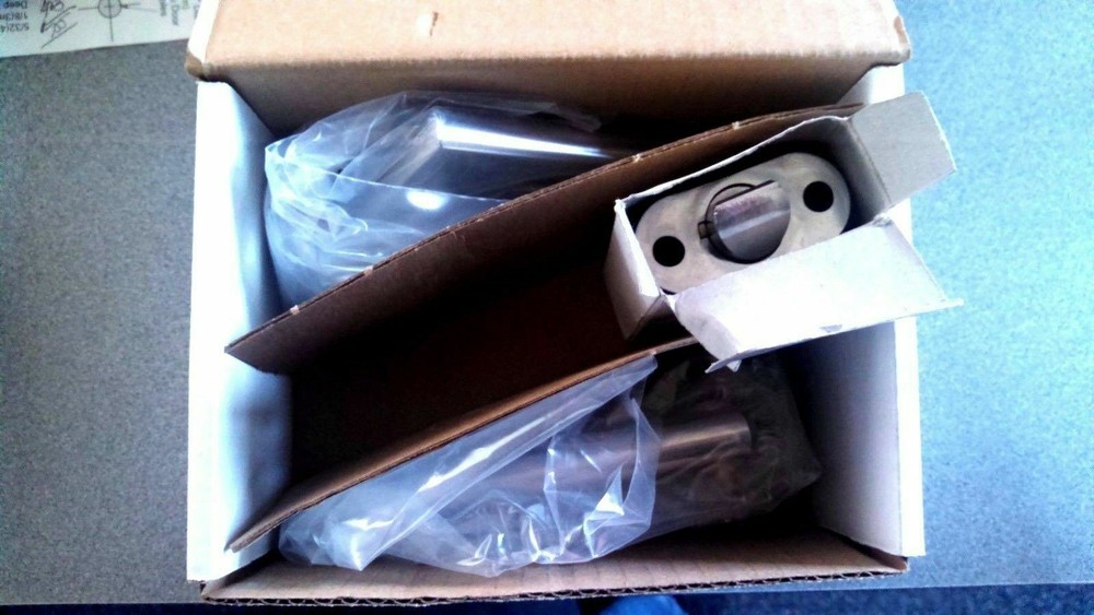 LOCKSMITH DESIGNER MARKS 1RS031N/32D-E4 PASSAGE SET US32D LEVER COMMERCIAL GRADE