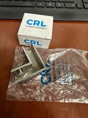 NEW IN BOX – QTY: 1 CRL Polished Chrome 90° Sleeve Over Glass Clamp S0GC90CH