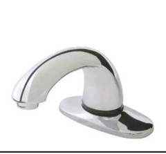 NEW Rubbermaid 1818967 AutoFaucet SST – Low Lead – Milano in Polished Chrome