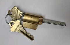Schlage B560 Deadbolt Cylinder 6 Pin Keyed 5, SC1 Keyway, 2 Keys, New