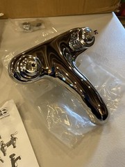 Chicago Faucets Deck-mounted Manual Sink Faucet With 4″ Centers In Chrome