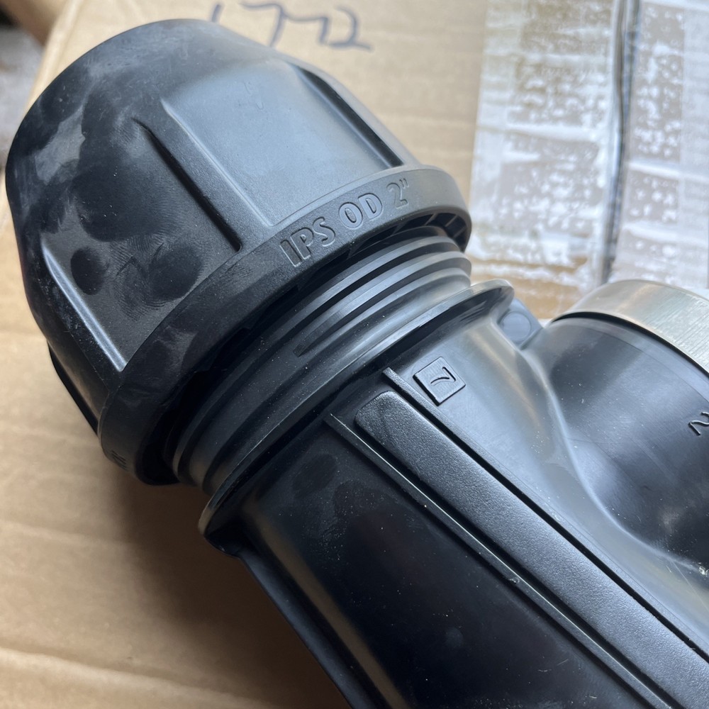 Philmac Tee IPS To Pipe Thread 2”x1”x2”