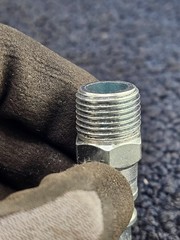 (QTY 10) DYNAFLO 3/8″ x 3/8″ NPT Male Steel Industrial Plug